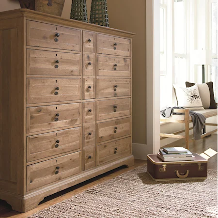 Bubba's Chest with 14 Drawers